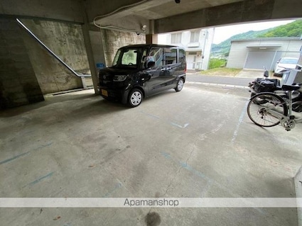 ジャストモアナ[1K/21.7m2]の駐車場