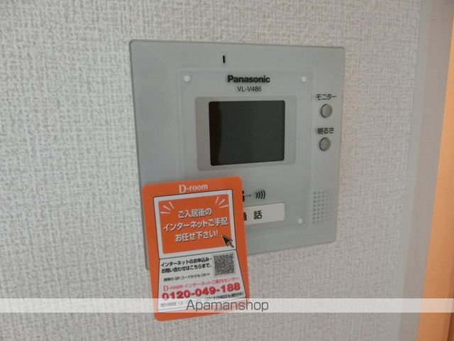 グリーンコート貝塚3号館の内装写真