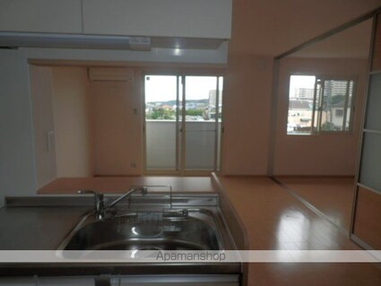 東京都福生市大字熊川[2LDK/61.69m2]の内装2