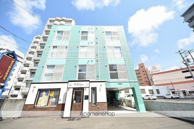 N405ビルの外観写真