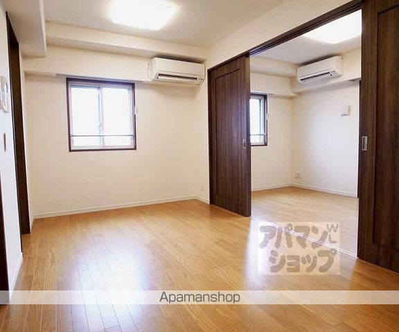 パインフィールド東野の内装写真