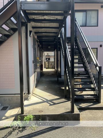みどりフラットA・B棟の玄関写真