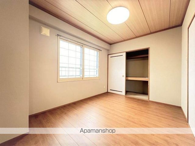 ロイヤルシティ弐番館の内装写真