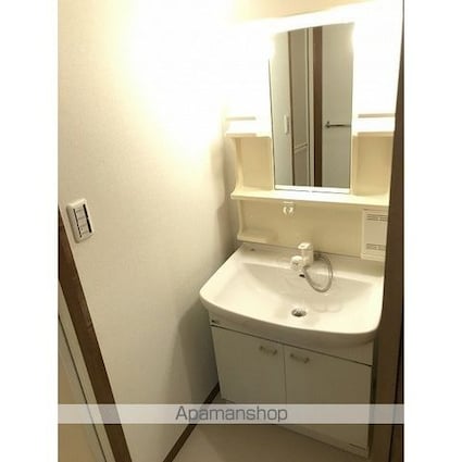 愛知県名古屋市西区香呑町５丁目[2K/45m2]の洗面所