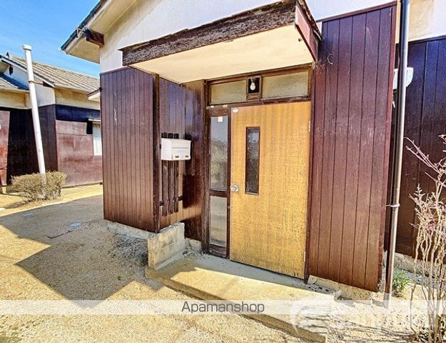 伊予鉄道高浜線 山西駅 徒歩15分 1階建 築54年の玄関写真
