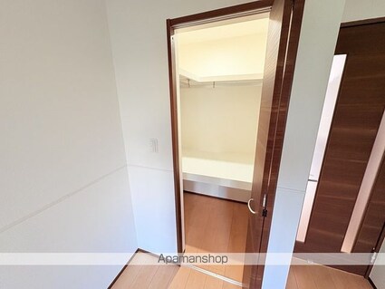 ウルス花京院Ａ[1K/27.26m2]の収納