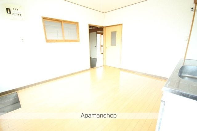 中霧貸家の内装写真