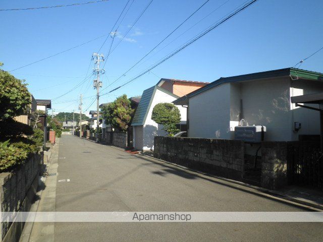 シャイニングガーデンの周辺写真