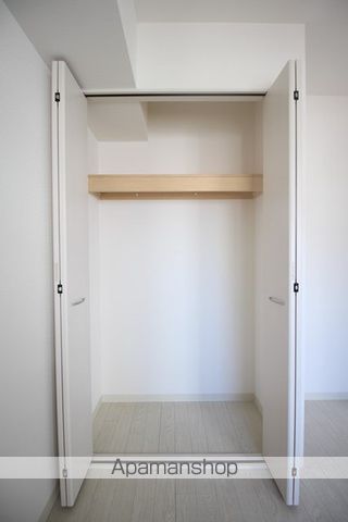 アストリア大通の内装写真