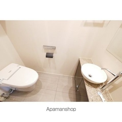 コンフォリア新宿イーストサイドタワー[2LDK/85.68m2]のトイレ