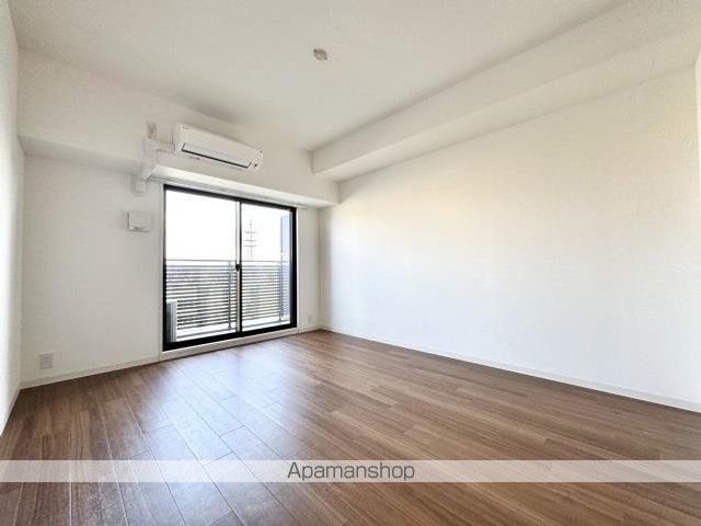 SーRESIDENCE中新町AVELISの内装写真