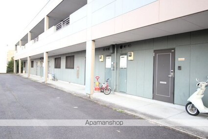 岐阜県可児市川合[2LDK/58.32m2]のエントランス2