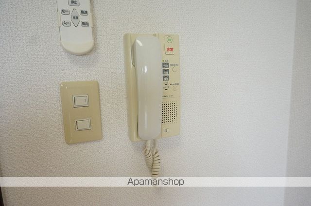 アイスビルの内装写真
