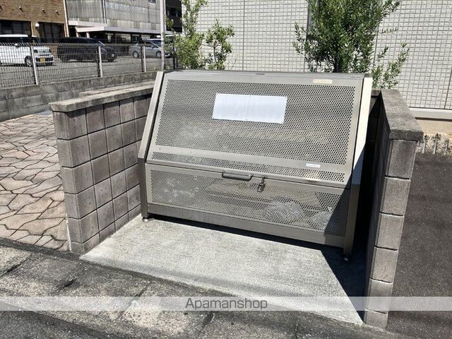 牟岐線 文化の森駅 徒歩16分 3階建 築10年の内装写真