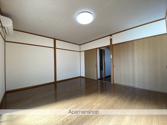 フルールいなばIIの内装写真