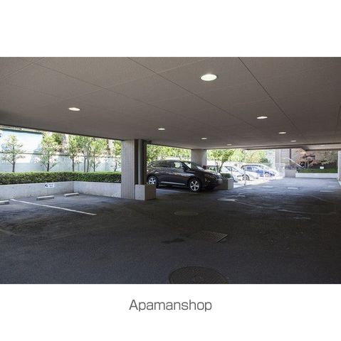 ＰＡＬＡＣＩＯ　ＢＥＬＡ　ＶＩＳＴＡ[2LDK/80.5m2]の駐車場