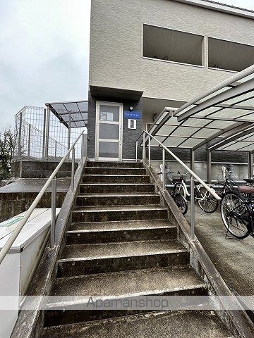 ヴィラ リヴィエールIIの玄関写真