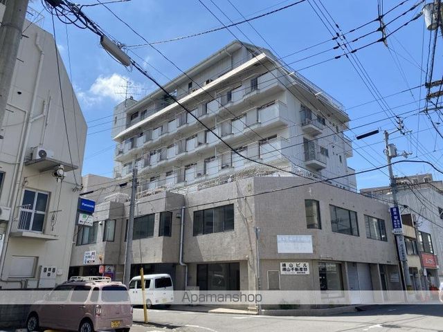 横山ビルの外観写真