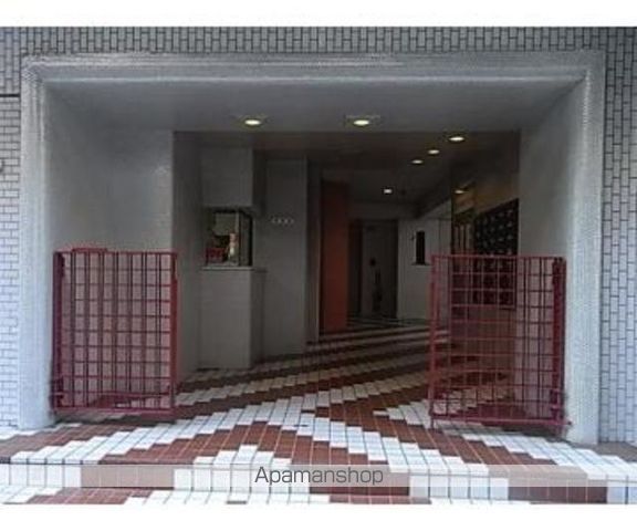 タワーズ10の玄関写真