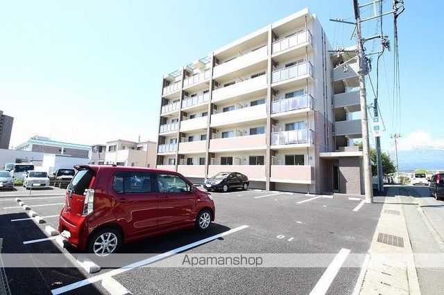 ヴィガラス永田町IIの外観写真