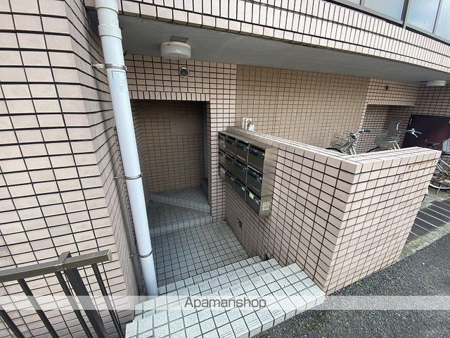 今福ビルの玄関写真