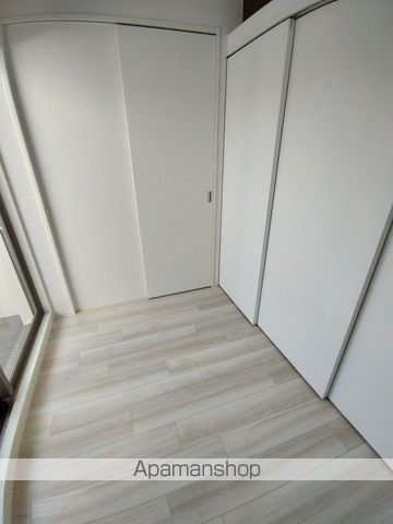 セレニテ本町東リアンの内装写真