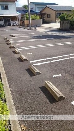 ブライト　ガーデン　ＵＮＯ[1LDK/44.9m2]の駐車場