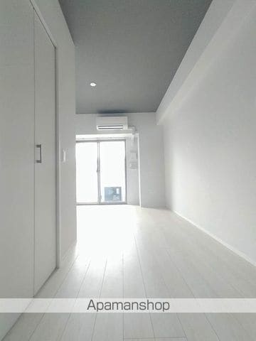 SHINING江坂離宮の内装写真