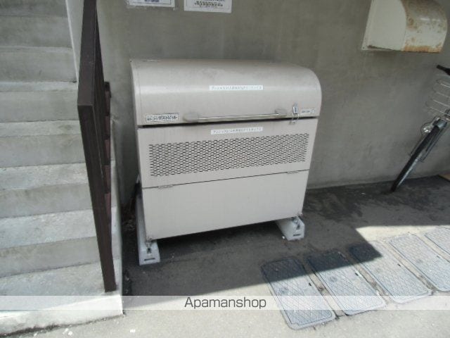 プレシャス37の玄関写真