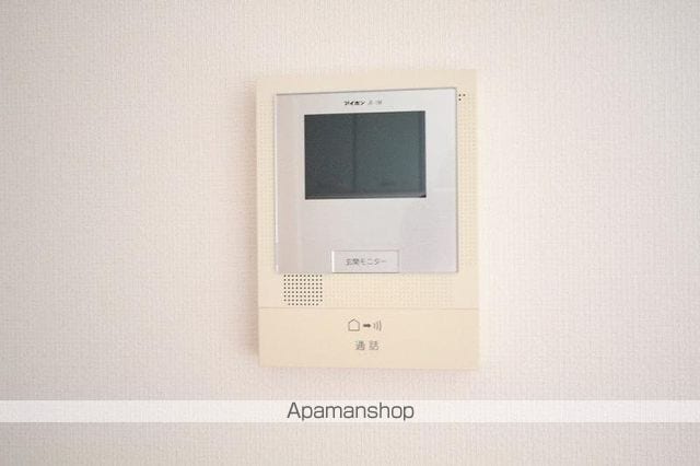 プティ・アントルポの内装写真