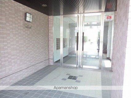 グリュック[1DK/30.84m2]のエントランス