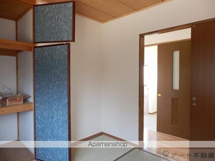 戒田貸家Ⅱ[2LDK/49.35m2]の内装1