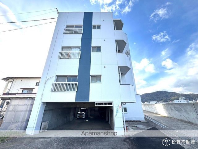 浜ノ町ハイツの外観写真