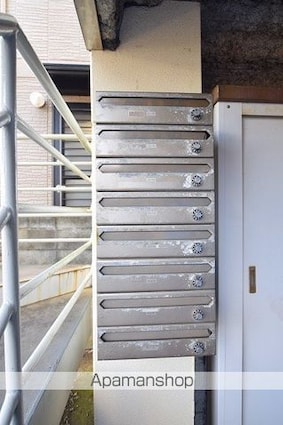 メイプル・アーサ中山[2K/33.16m2]の共用部1