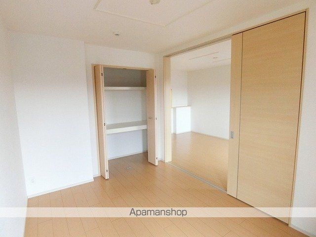 ピースクローバーIIの内装写真