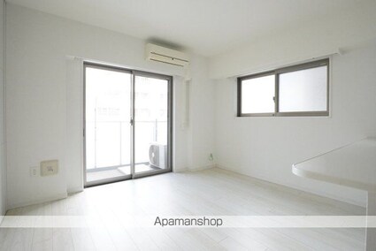 東京都台東区台東３丁目[1LDK/40.34m2]のリビング・居間2