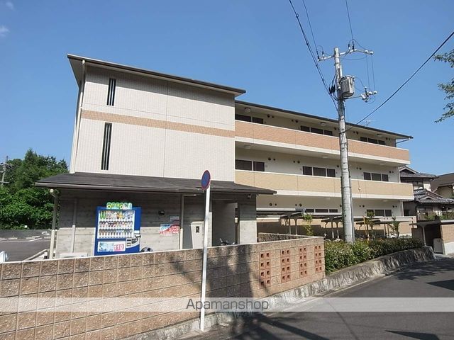 ホワイトハイムKAGAMIISHIの外観写真