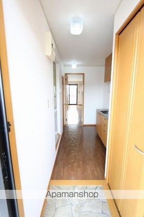 ラ・フォルツァ[1K/36.95m2]の玄関