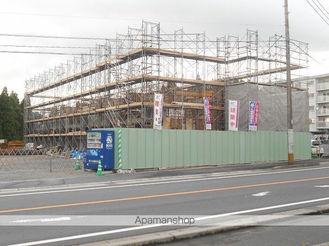 ヒルズ西伊敷B棟の外観写真