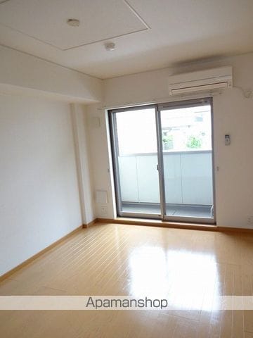 フォレスタ ヴェルデの内装写真