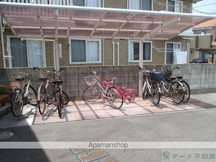 プランドール凛　Ａ棟[2LDK/55.15m2]の共用部