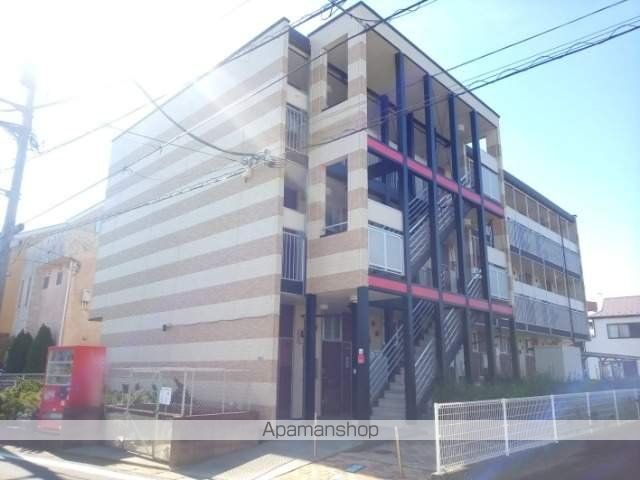 レオパレスサンコート寒川の玄関写真