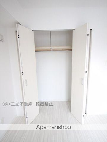 ラディア近代美術館前の内装写真