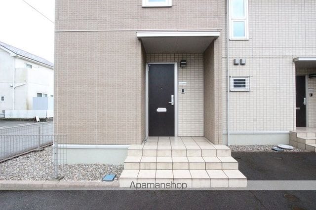 コンチェルト Bの玄関写真
