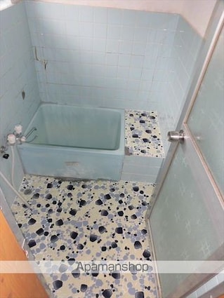 木ノ本住居付店舗（５８０－２）[店舗/65.92m2]のバス