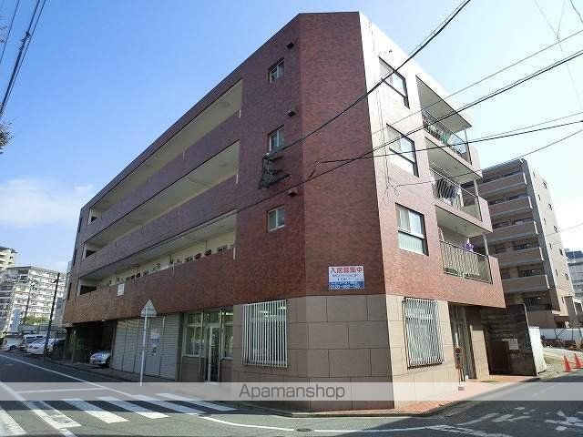 銀水ビルの玄関写真
