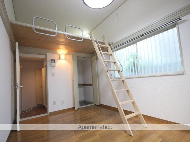 リバーサイド楽々園の内装写真