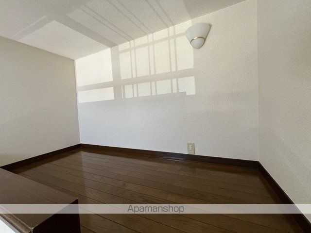 アヴァンセ富沢南伍番館の内装写真