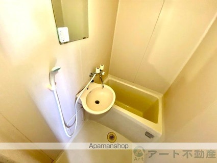 大栄和泉マンション[1R/23.4m2]のバス