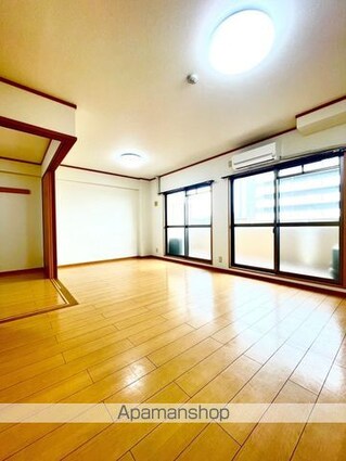 和歌山県和歌山市紀三井寺[2LDK/62.17m2]のリビング・居間